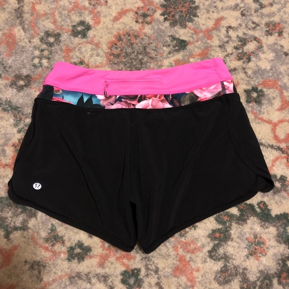 Lululemon shorts - Picture 2 of 8